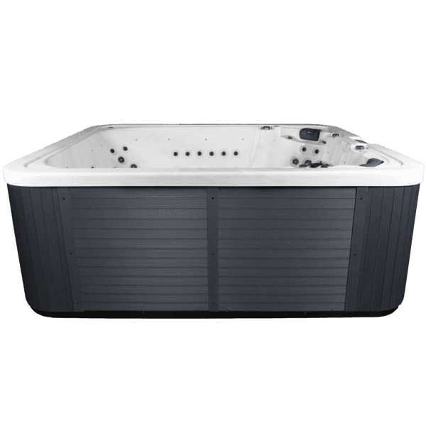 Novitek Ylläs outdoor hot tub